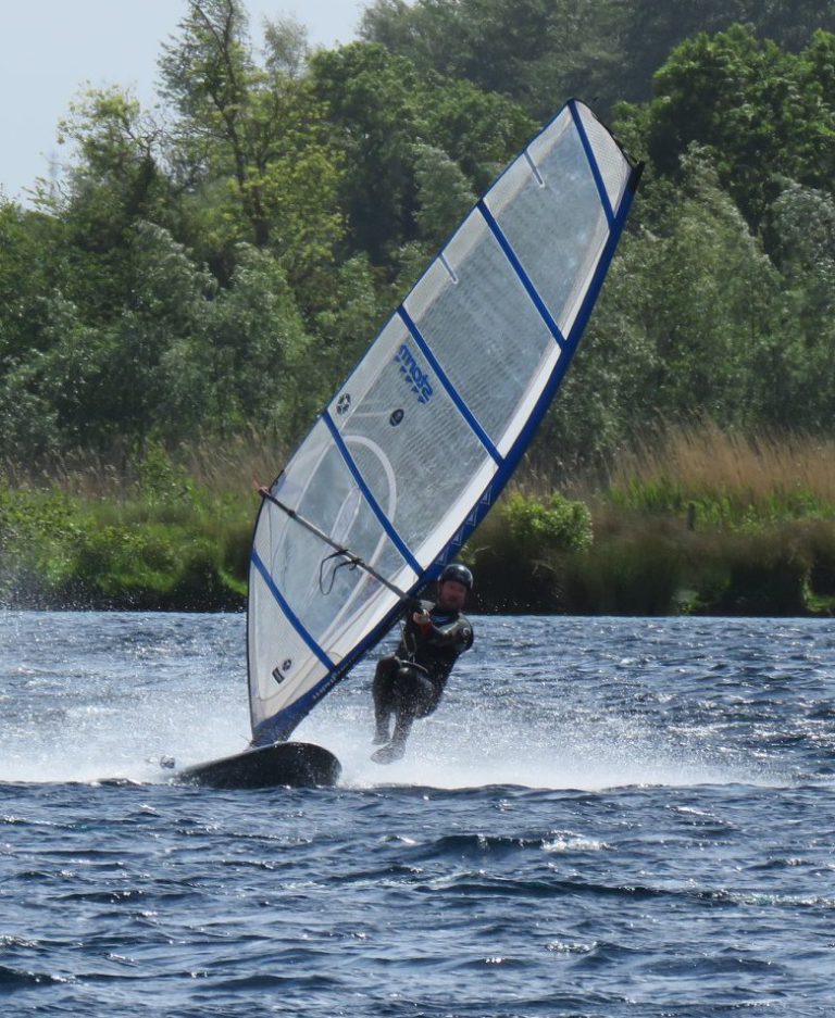 Start Windsurfing Course Bowmoor Sailing Club